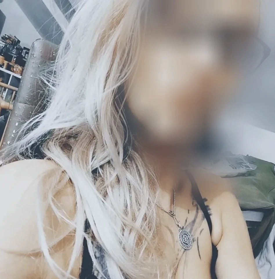 Ingrid, 30